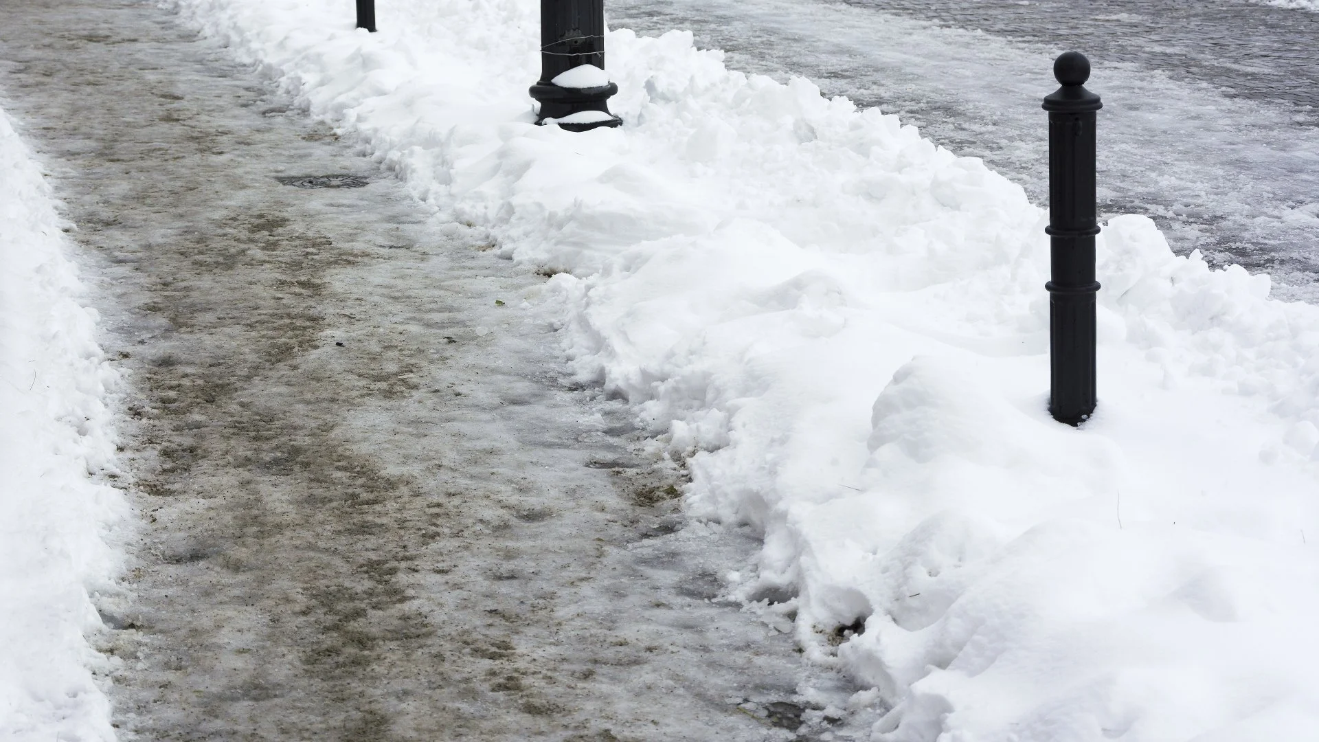 When Is The Right Time To Sign Up For Commercial Snow Removal?