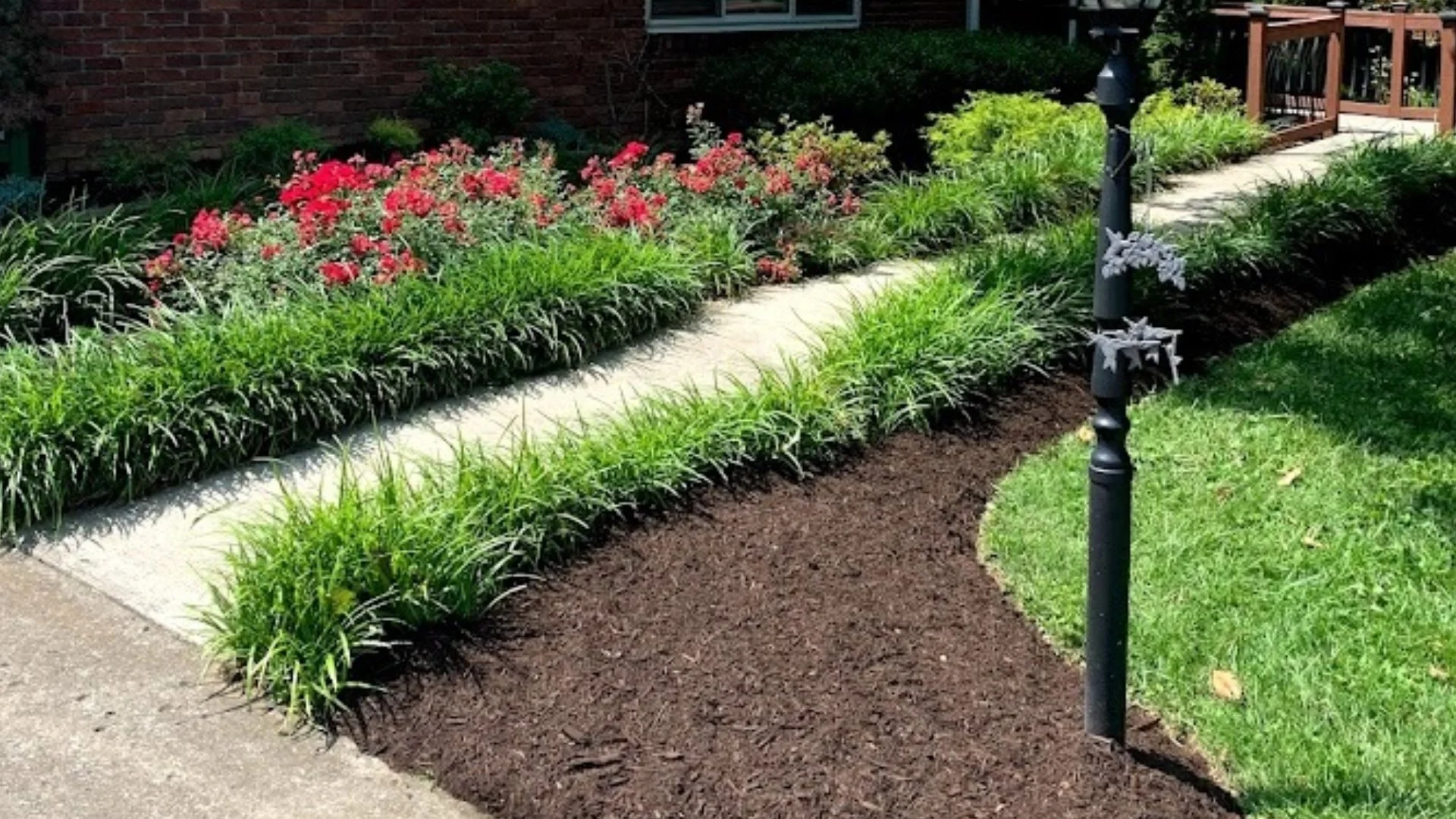 Mulch or Rock - Which Ground Cover Is Better for Your Landscape Beds?
